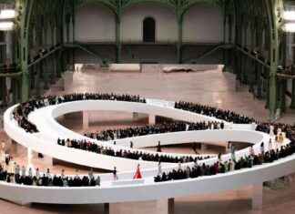 Chanel Unveils Sculptural Runway at Restored Grand Palais chanel-unveils-sculptural-runway-at-restored-grand-palais