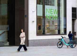 Former Phillips CEO Returns as COO Amid Financial Losses former-phillips-ceo-returns-as-coo-amid-financial-losses