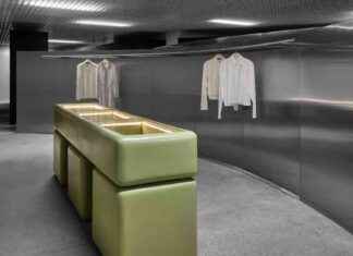 Top Eight Retail Stores with Metal Accents top-eight-retail-stores-with-metal-accents