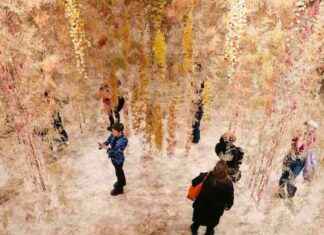 Ambitious Flower Exhibition in London: Spring Has Sprung ambitious-flower-exhibition-in-london-spring-has-sprung