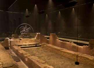 Bloomberg Donates 14,000 Artifacts to London Museum bloomberg-donates-14000-artifacts-to-london-museum