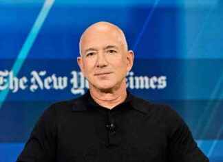 Wealthiest Collectors Lose Billions in Stock Market Downturn wealthiest-collectors-lose-billions-in-stock-market-downturn