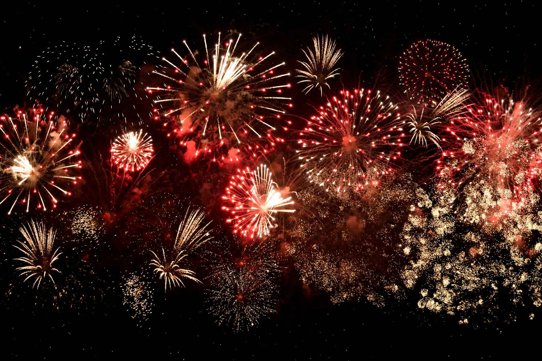 Fun Activities to Complement Decorations