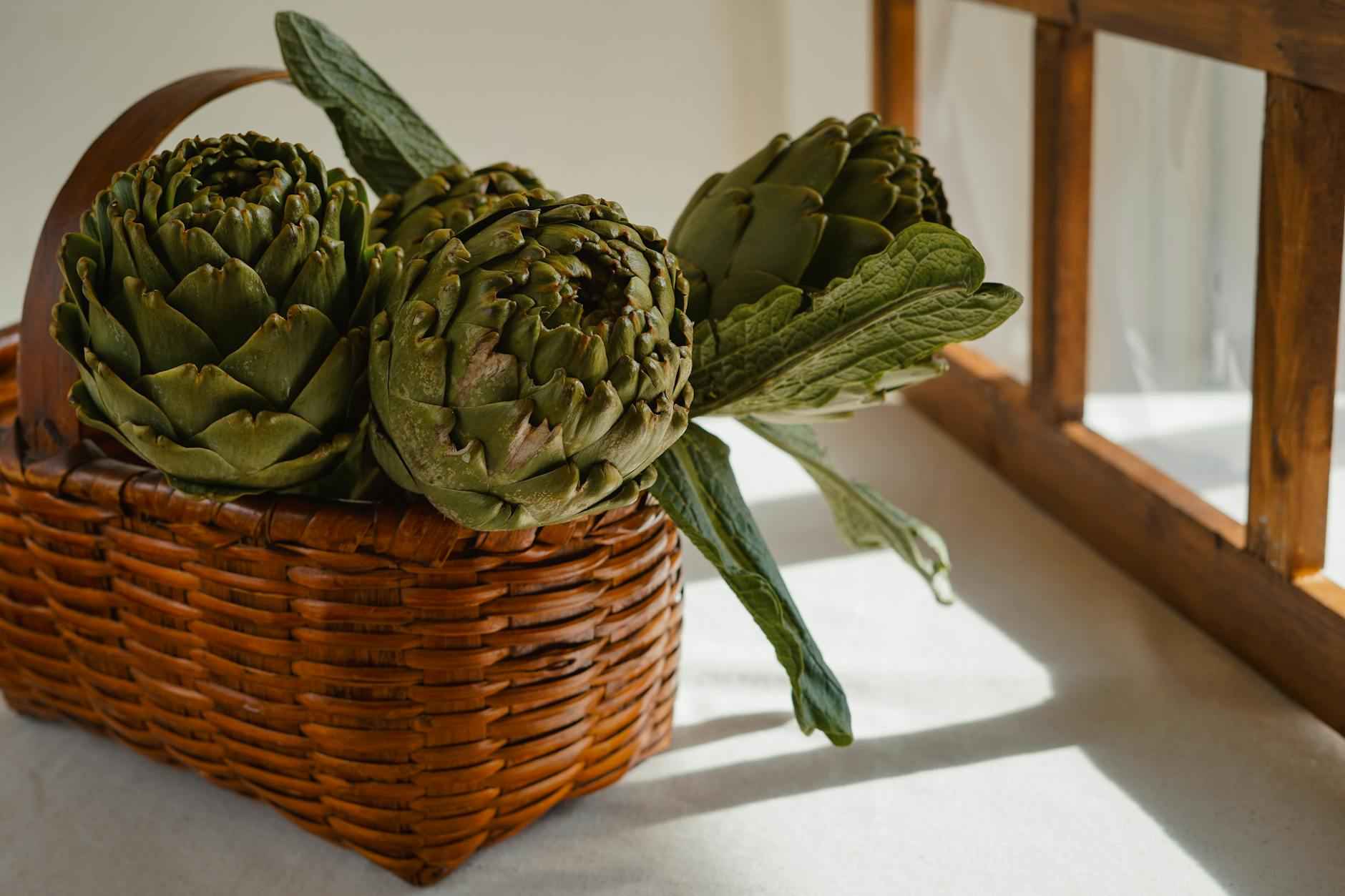 Farmhouse Bedroom Decorating Ideas: Cozy Rustic Dreams 4 Wall Decor Ideas