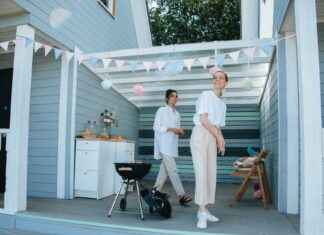 Front Porch Decorating Ideas: Wow Your Guests Instantly Front Porch Decorating Ideas: Wow Your Guests Instantly