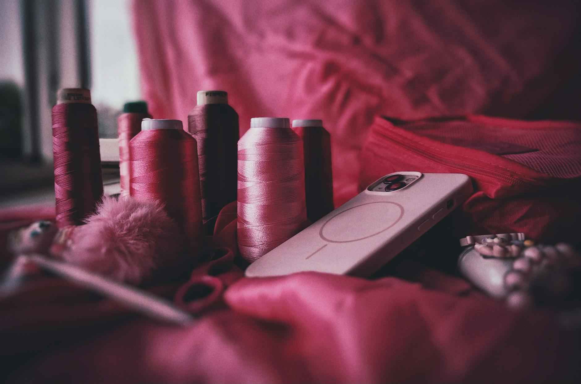 Old Timey Small Wooden Boat Flat Art: Nautical Decor Ideas 2 Choosing the Right Wooden Boat Art