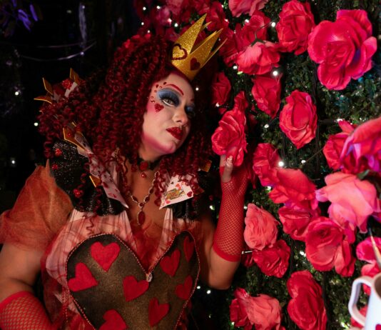 Alice in Wonderland Art: Discover Enchanting Visual Journeys